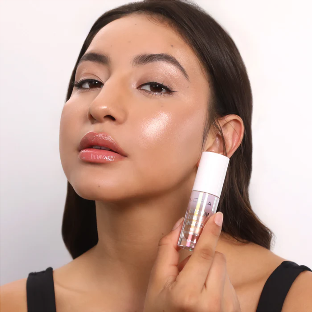 Glow Show Liquid Highlighter Moira